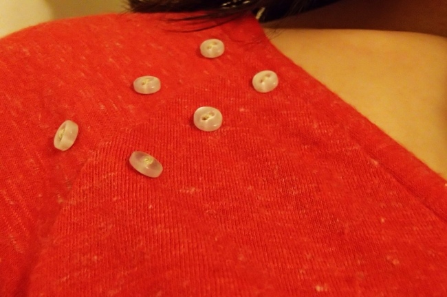 Button detail on raglan t-shirt